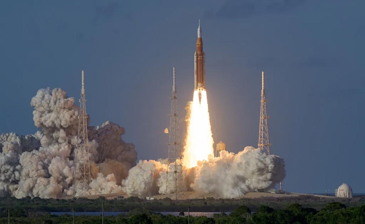 Rocket launch, E2 going live